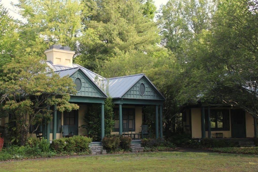 Om Sanctuary Holistic Retreat Hotel Asheville Luaran gambar