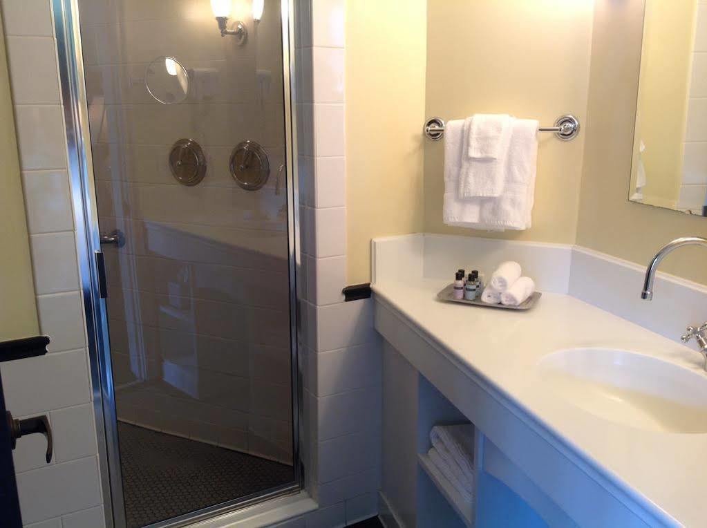 Om Sanctuary Holistic Retreat Hotel Asheville Luaran gambar